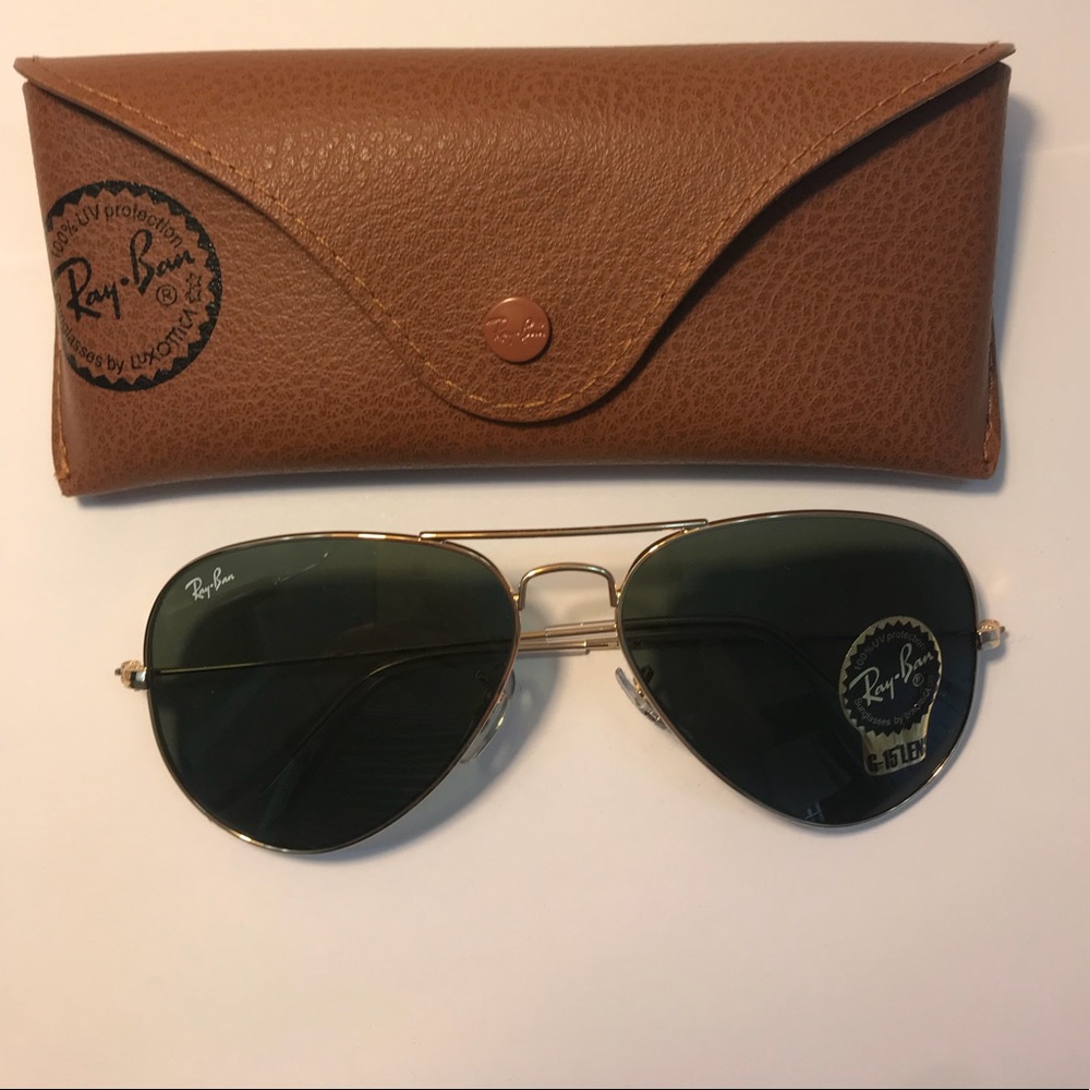 Brand New Authentic Ray Ban Aviator Classic.